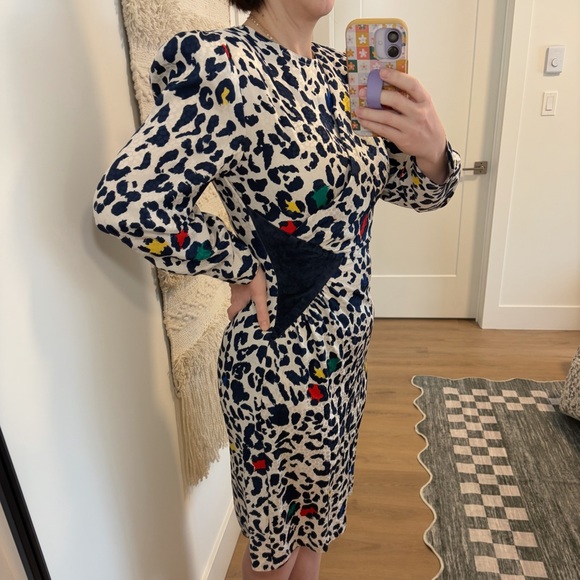 Vintage Cream and Navy Colorful Leopard Print Dress Size Small - Picture 2 of 10